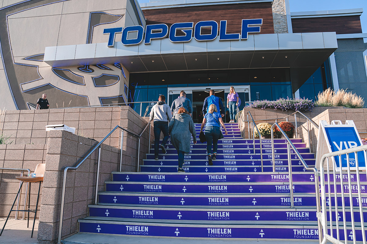 thielen foundation topgolf